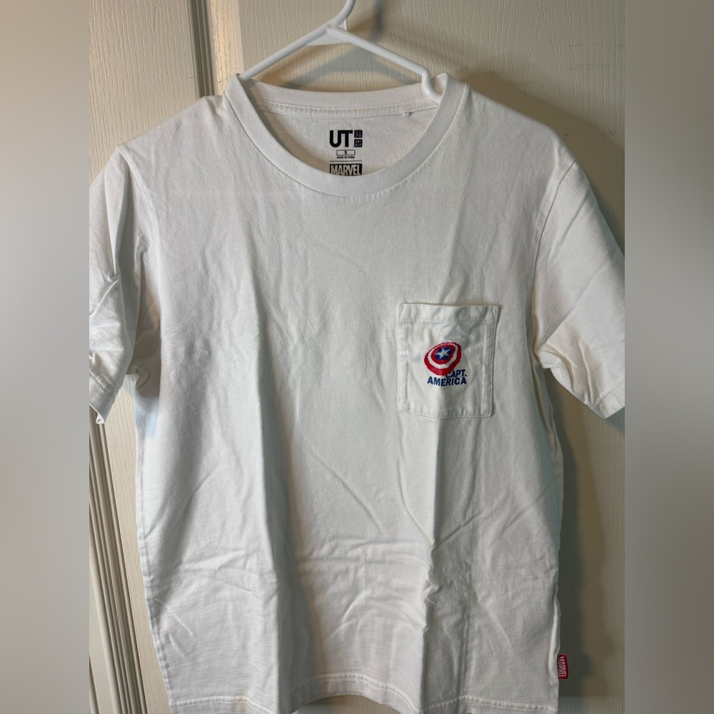 Marvel White Uniqlo T-Shirt